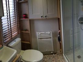 Broadland Sands - Holiday Accommodation 13601 - Suffolk & Essex - 1185364 - thumbnail photo 4