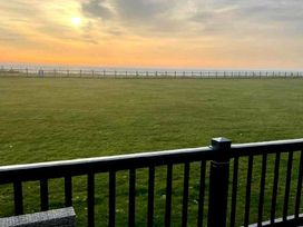 Broadland Sands - Holiday Accommodation 13601 - Suffolk & Essex - 1185364 - thumbnail photo 8