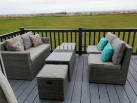 Broadland Sands - Holiday Accommodation 13601 - Suffolk & Essex - 1185364 - thumbnail photo 9