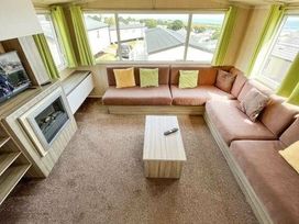 Devon Cliffs Holiday Park - Holiday Accommodation 13609 - Devon - 1185367 - thumbnail photo 4