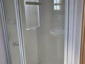 White Acres Holiday Park - Holiday Accommodation 13619 - Cornwall - 1185368 - thumbnail photo 10