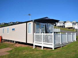 Devon Cliffs Holiday Park - Holiday Accommodation 13632 - Devon - 1185372 - thumbnail photo 2
