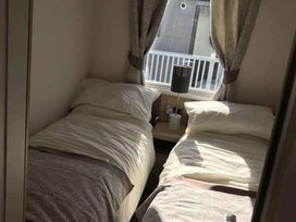 Flamingo Land Holiday Park - Holiday Accommodation 13642 - North Yorkshire (incl. Whitby) - 1185373 - thumbnail photo 10