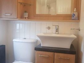 Southview Holiday Park - Holiday Accommodation 13647 - Lincolnshire - 1185374 - thumbnail photo 8
