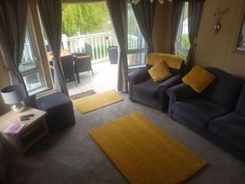 Southview Holiday Park - Holiday Accommodation 13647 - Lincolnshire - 1185374 - thumbnail photo 12