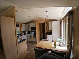Southview Holiday Park - Holiday Accommodation 13647 - Lincolnshire - 1185374 - thumbnail photo 16