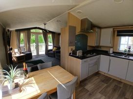 Southview Holiday Park - Holiday Accommodation 13647 - Lincolnshire - 1185374 - thumbnail photo 17