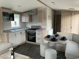 Beverley Bay Holiday Park - Holiday Accommodation 13705 - Devon - 1185381 - thumbnail photo 7