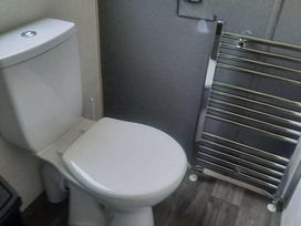 White Acres Holiday Park - Holiday Accommodation 13723 - Cornwall - 1185385 - thumbnail photo 6