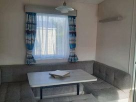 White Acres Holiday Park - Holiday Accommodation 13723 - Cornwall - 1185385 - thumbnail photo 9
