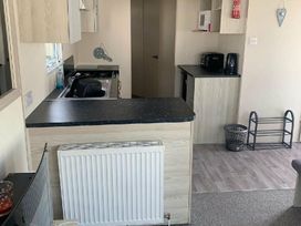 Kiln Park Holiday Park - Holiday Accommodation 13750 - South Wales - 1185392 - thumbnail photo 15