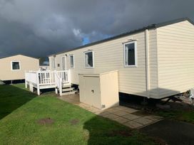 Kiln Park Holiday Park - Holiday Accommodation 13750 - South Wales - 1185392 - thumbnail photo 17