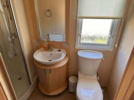 Aberystwyth Holiday Village - Holiday Accommodation 13768 - Mid Wales - 1185396 - thumbnail photo 8