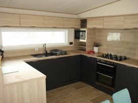 Barmouth Bay Holiday Village - Holiday Accommodation 13771 - Mid Wales - 1185398 - thumbnail photo 2