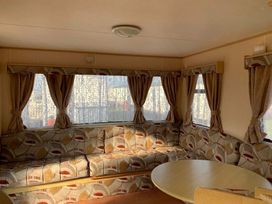 Silver Beach Caravan Park - Holiday Accommodation 13801 - Lincolnshire - 1185399 - thumbnail photo 3
