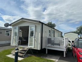 Ty Mawr Holiday Park - Holiday Accommodation 13807 - North Wales - 1185402 - thumbnail photo 1