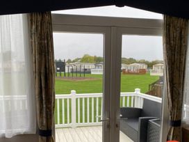 Flamingo Land Holiday Park - Holiday Accommodation 13824 - North Yorkshire (incl. Whitby) - 1185404 - thumbnail photo 7