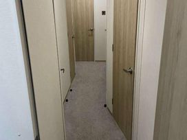 Trecco Bay - Holiday Accommodation 13836 - Somerset & Wiltshire - 1185407 - thumbnail photo 10