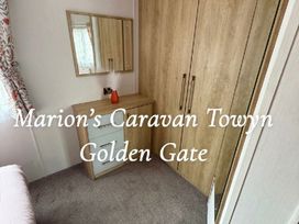 Golden Gate Holiday Centre - Holiday Accommodation 13856 - North Wales - 1185408 - thumbnail photo 10