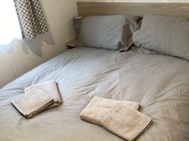 Hele Valley Holiday Park - Holiday Accommodation 13864 - Devon - 1185409 - thumbnail photo 14