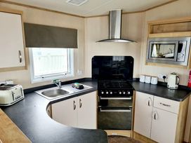 Crimdon Dene Holiday Park - Holiday Accommodation 13874 - Yorkshire Dales - 1185412 - thumbnail photo 12