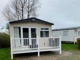 Marton Mere Holiday Village - Holiday Accommodation 13918 - Lake District - 1185420 - thumbnail photo 1