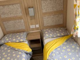 Marton Mere Holiday Village - Holiday Accommodation 13918 - Lake District - 1185420 - thumbnail photo 16