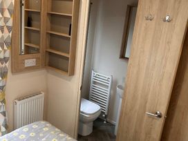 Marton Mere Holiday Village - Holiday Accommodation 13918 - Lake District - 1185420 - thumbnail photo 18
