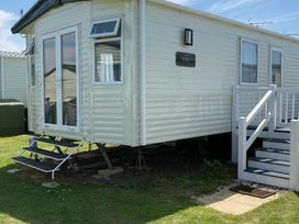 Seaview, Whitstable - Holiday Accommodation 13927 - Kent & Sussex - 1185423 - thumbnail photo 16