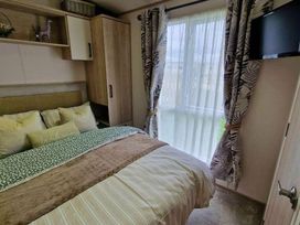 Flamingo Land Holiday Park - Holiday Accommodation 13969 - North Yorkshire (incl. Whitby) - 1185431 - thumbnail photo 12