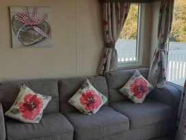 Devon Cliffs Holiday Park - Holiday Accommodation 13978 - Devon - 1185436 - thumbnail photo 4