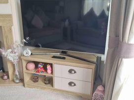 Trecco Bay - Holiday Accommodation 14004 - Somerset & Wiltshire - 1185440 - thumbnail photo 7
