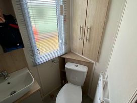 The Flask Holiday Park - Holiday Accommodation 14015 - North Yorkshire (incl. Whitby) - 1185442 - thumbnail photo 7
