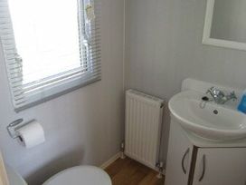 Cardigan Bay Holiday Park - Holiday Accommodation 1404 - South Wales - 1185447 - thumbnail photo 8