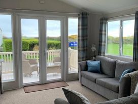 Primrose Valley Holiday Park - Holiday Accommodation 14041 - North Yorkshire (incl. Whitby) - 1185448 - thumbnail photo 5
