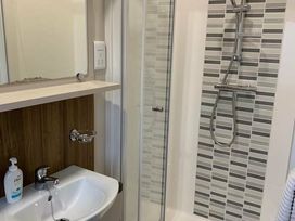 Primrose Valley Holiday Park - Holiday Accommodation 14041 - North Yorkshire (incl. Whitby) - 1185448 - thumbnail photo 9