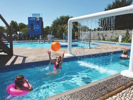 Marton Mere Holiday Village - Holiday Accommodation 14046 - Lake District - 1185449 - thumbnail photo 12