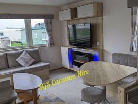 Primrose Valley Holiday Park - Holiday Accommodation 14052 - North Yorkshire (incl. Whitby) - 1185451 - thumbnail photo 2