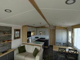 Reighton Sands Holiday Park - Holiday Accommodation 14109 - North Yorkshire (incl. Whitby) - 1185460 - thumbnail photo 5