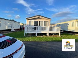 Lido Beach Holiday Park - Holiday Accommodation 14114 - North Wales - 1185462 - thumbnail photo 1