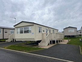 Marton Mere Holiday Village - Holiday Accommodation 14123 - Lake District - 1185464 - thumbnail photo 8