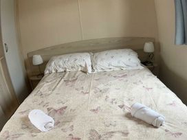 Marton Mere Holiday Village - Holiday Accommodation 14123 - Lake District - 1185464 - thumbnail photo 11