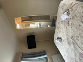 Marton Mere Holiday Village - Holiday Accommodation 14123 - Lake District - 1185464 - thumbnail photo 15
