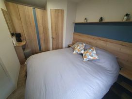 Weymouth Bay Holiday Park - Holiday Accommodation 14152 - Dorset - 1185469 - thumbnail photo 13