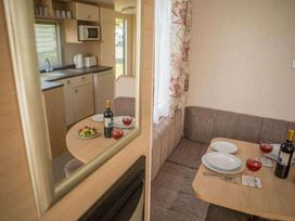 Trenance Holiday Park - Holiday Accommodation 14155 - Cornwall - 1185470 - thumbnail photo 3