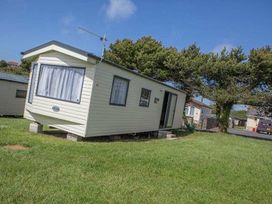 Trenance Holiday Park - Holiday Accommodation 14155 - Cornwall - 1185470 - thumbnail photo 4