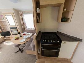 Trenance Holiday Park - Holiday Accommodation 14155 - Cornwall - 1185470 - thumbnail photo 9