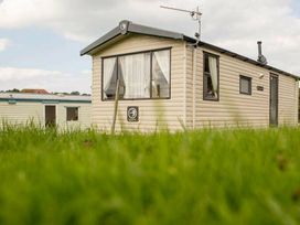 Trenance Holiday Park - Holiday Accommodation 14155 - Cornwall - 1185470 - thumbnail photo 16