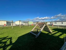Cambrian Coast Holiday Park - Holiday Accommodation 14157 - Mid Wales - 1185471 - thumbnail photo 17
