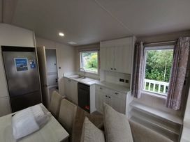 Blue Dolphin Holiday Park - Holiday Accommodation 14200 - North Yorkshire (incl. Whitby) - 1185475 - thumbnail photo 3